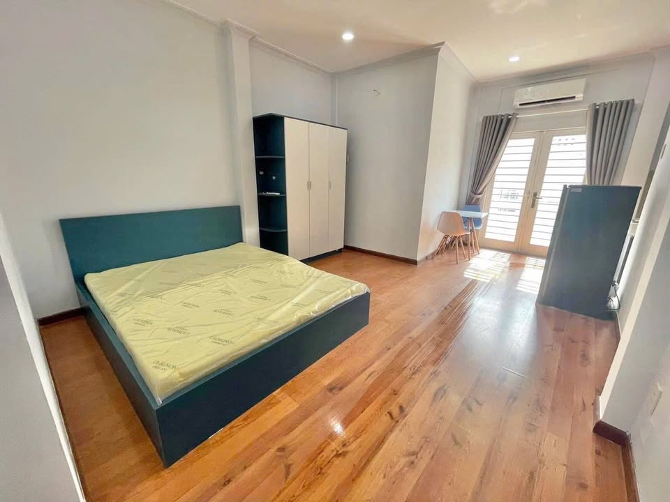 Căn hộ 1PN Sư Vạn Hạnh, Quận 10 - Ban công thoáng, máy giặt riêng!