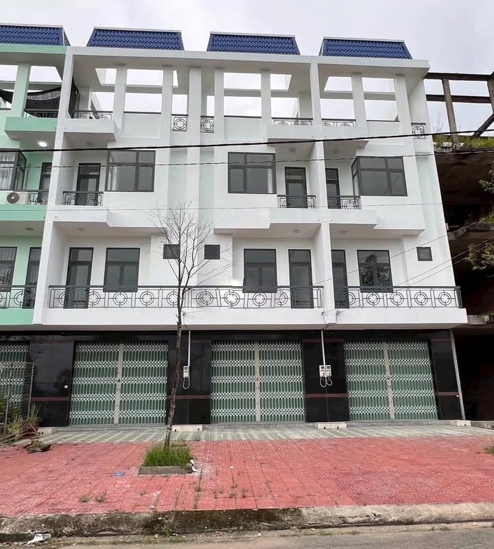 Cho thuê nhà 1 trệt 3 lầu KDC 586 Cần Thơ - Phù hợp cho văn phòng và kinh doanh