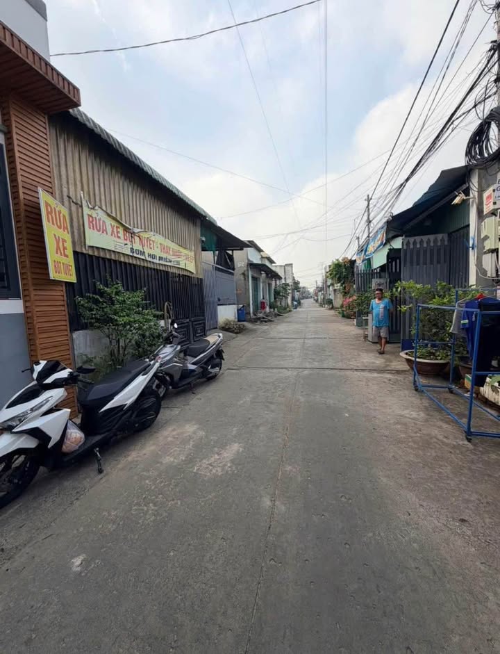 Nhà mặt tiền buôn bán KP2A Chợ Điều Long Bình 50m² giá 1.29 tỷ - Kinh doanh thuận lợi!