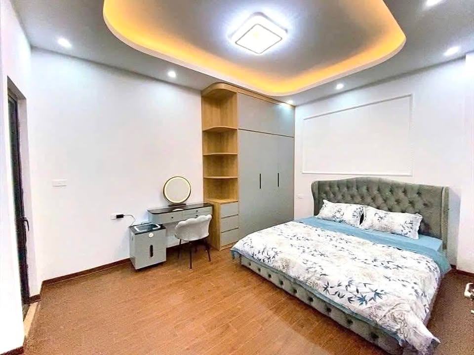 Nhà mới Thạch Bàn 52m² giá thỏa thuận - 3 mặt thoáng, ô tô thông