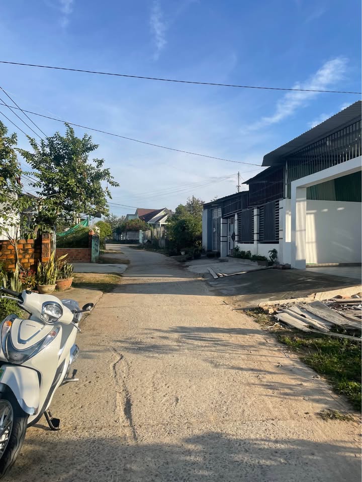 Đất thổ cư 200m² thôn Kon Rờ Bàng 1, Vinh Quang, giá 500 triệu - Khu dân cư đông đúc!