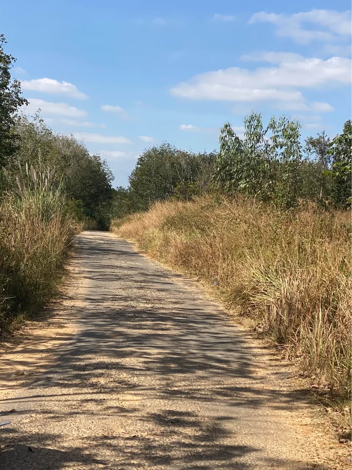 Đất nông nghiệp 3,7 sào tại xã Chư Hreng, TP. Kon Tum - Giá tốt, vị trí thuận lợi!