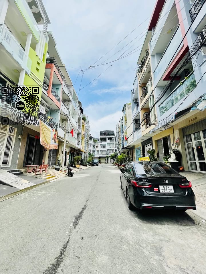 Nhà mặt tiền Bình Phú quận 6, 68m² giá 12 tỷ - Đầu tư sinh lời hấp dẫn!