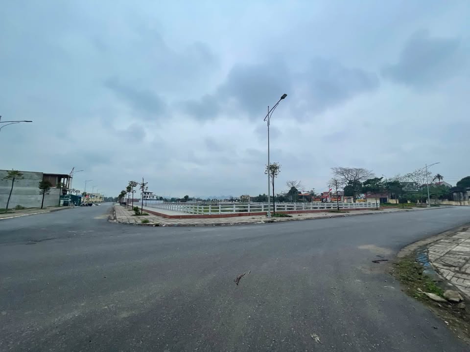 Đất nền liền kề Đông Quang - 136m² và 120m² - Giá tốt, vị trí đắc địa!