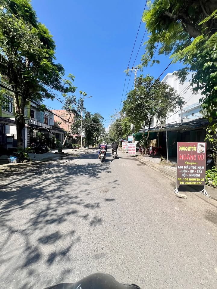 Dãy trọ 4 phòng đường Nguyễn Xí, Hòa Minh 100m² giá 6.9 tỷ - Đầu tư sinh lời ngay!