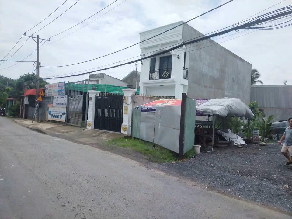 Nhà mặt tiền đường nhựa xã Nhị Bình, Hóc Môn 117m² giá 3.65 tỷ - Chủ cần bán gấp!