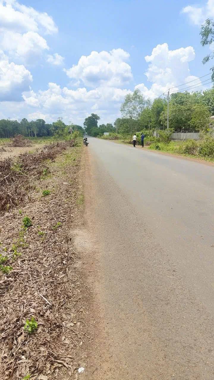 Đất nền Hớn Quản 100m² giá 415 triệu - Sổ hồng riêng, thổ cư 100%!