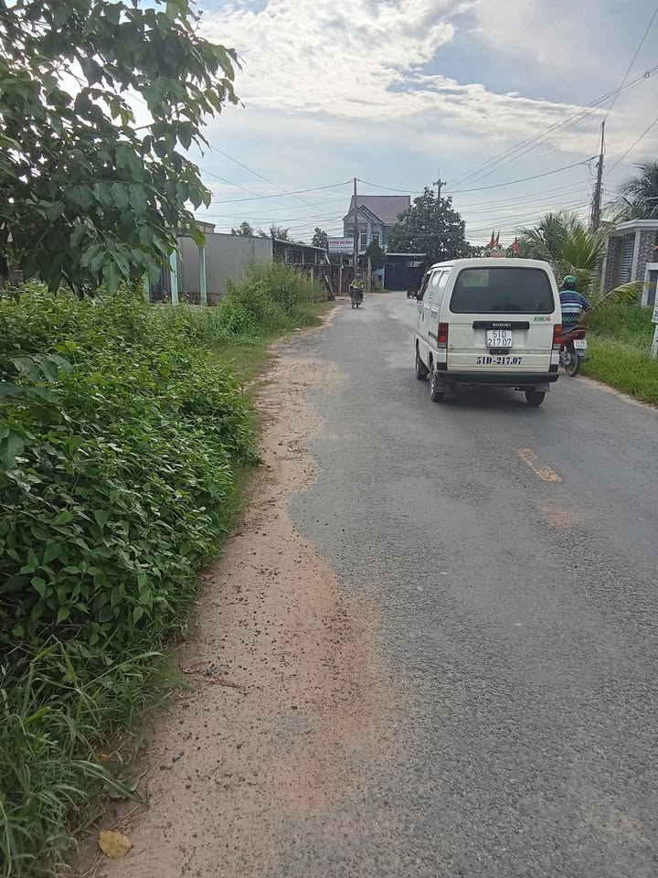 Đất thổ cư 800m² tại xã Mỹ Hạnh, Đức Hòa - Sổ đỏ chính chủ, giá thỏa thuận!