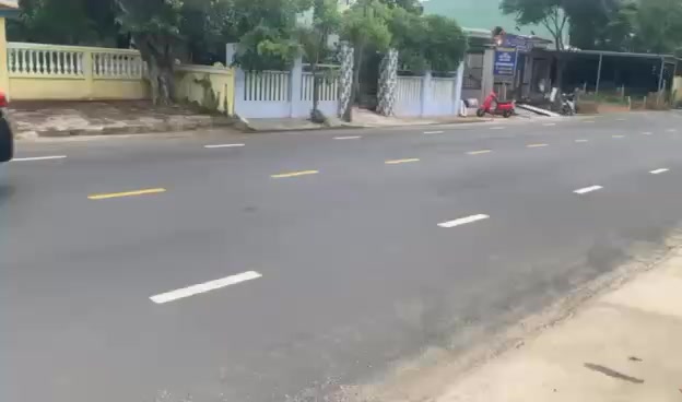 Đất nền Điện Nam Trung 85m² giá 2.3 tỷ - Đường nhựa rộng, tiện ích đầy đủ!