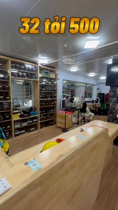 Bán nhà 2 mặt tiền Ngõ 37 Trần Quốc Hoàn, Cầu Giấy, 65m² - Số đỏ chính chủ, giá 32.5 tỷ!