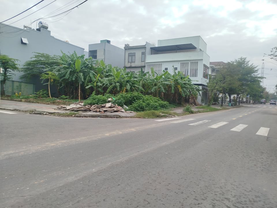 Lô đất góc Hòa Xuân 400m² giá 25 tỷ - Cơ hội đầu tư hiếm có!