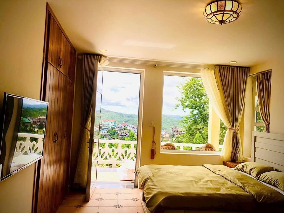 Homestay Mặt Tiền Đường Mạc Đĩnh Chi, Đà Lạt 320m² - Đầu Tư Sinh Lời Ngay!