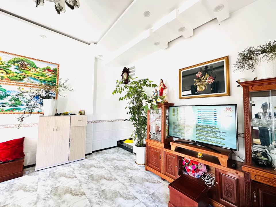 Nhà 2 mặt tiền Đà Lạt 60m² giá 4.5 tỷ - Đầu tư sinh lời ngay!