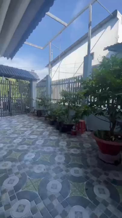 Nhà lầu mặt tiền đường Hugo, xã Trung An, 240m² giá 5.1 tỷ - Đầu tư sinh lời ngay!