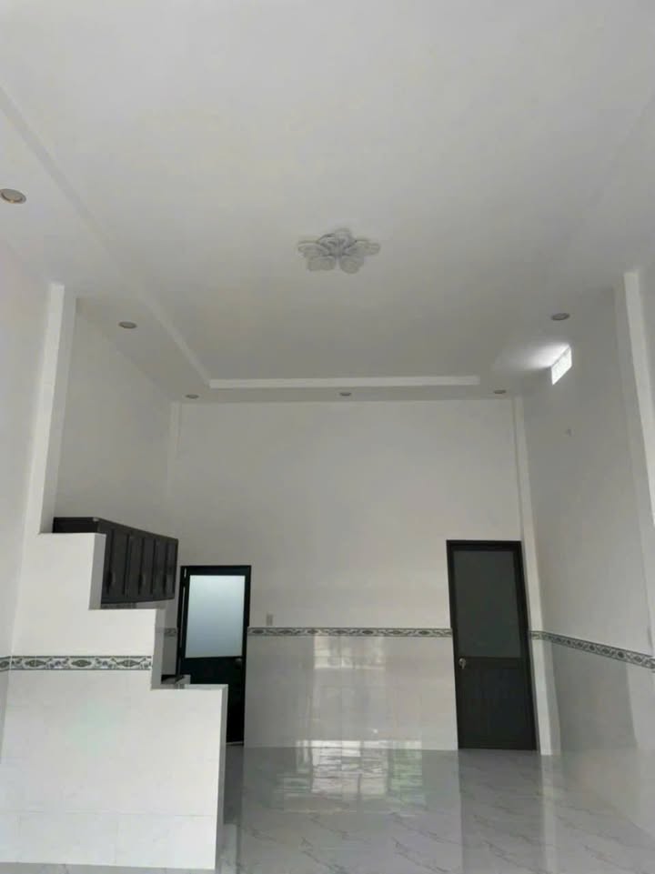 Nhà 49m² tại đường Lê Thị Đảo, Tân Thạnh Đông, Củ Chi - Sẵn sàng vào ở!