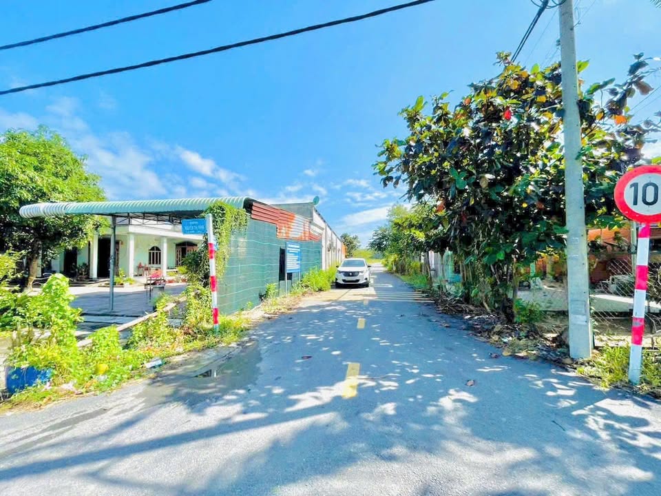 Đất nền mặt tiền Nguyễn Thị Rành 10.348m² giá 22.7 tỷ - Thế đất đẹp, phù hợp đầu tư!