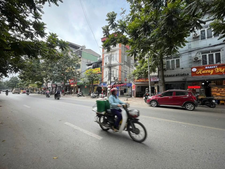 Bán nhà mặt phố Dương Văn Bé, quận Hai Bà Trưng, 120m² – Kinh doanh đỉnh cao!