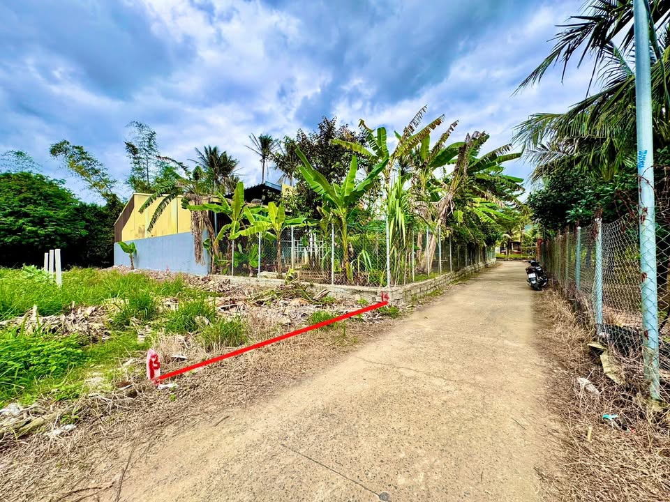 Đất nền Đắc Lộc Nha Trang 75,4m² giá 989 triệu - Sổ hồng chính chủ, vị trí thuận lợi!