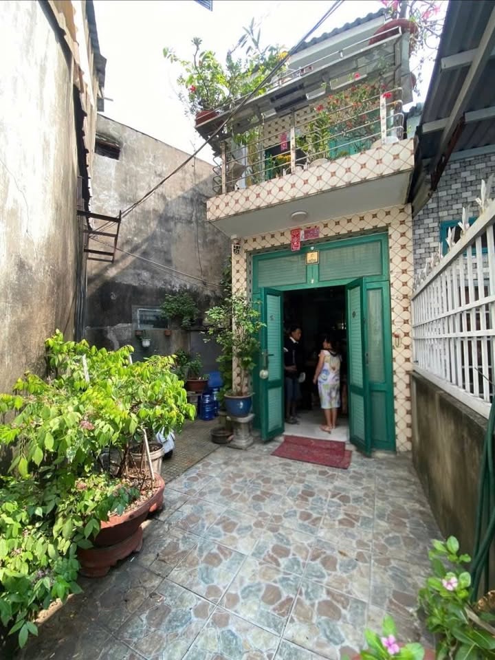 Nhà hẻm 1/ Tân Hoà Đông, Quận 6, 60m², giá 4.5 tỷ - Vị trí thuận lợi, sẵn sàng ở ngay!