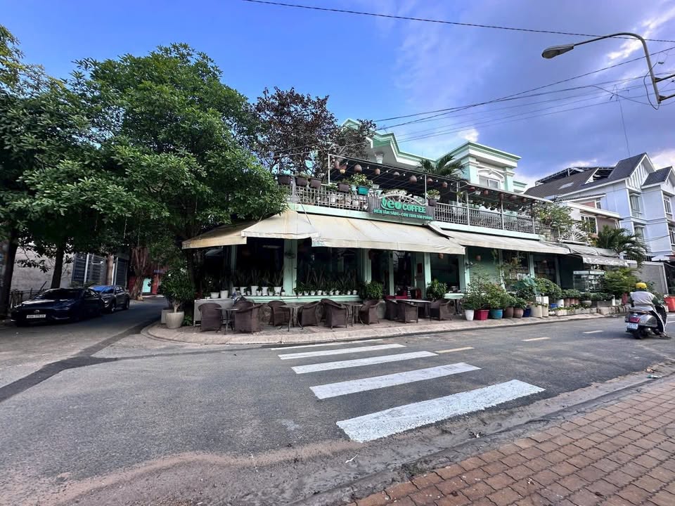 Biệt thự góc 2 mặt tiền KDC Bông Sao P5Q8 384m² giá 57 tỷ - Đối diện công viên