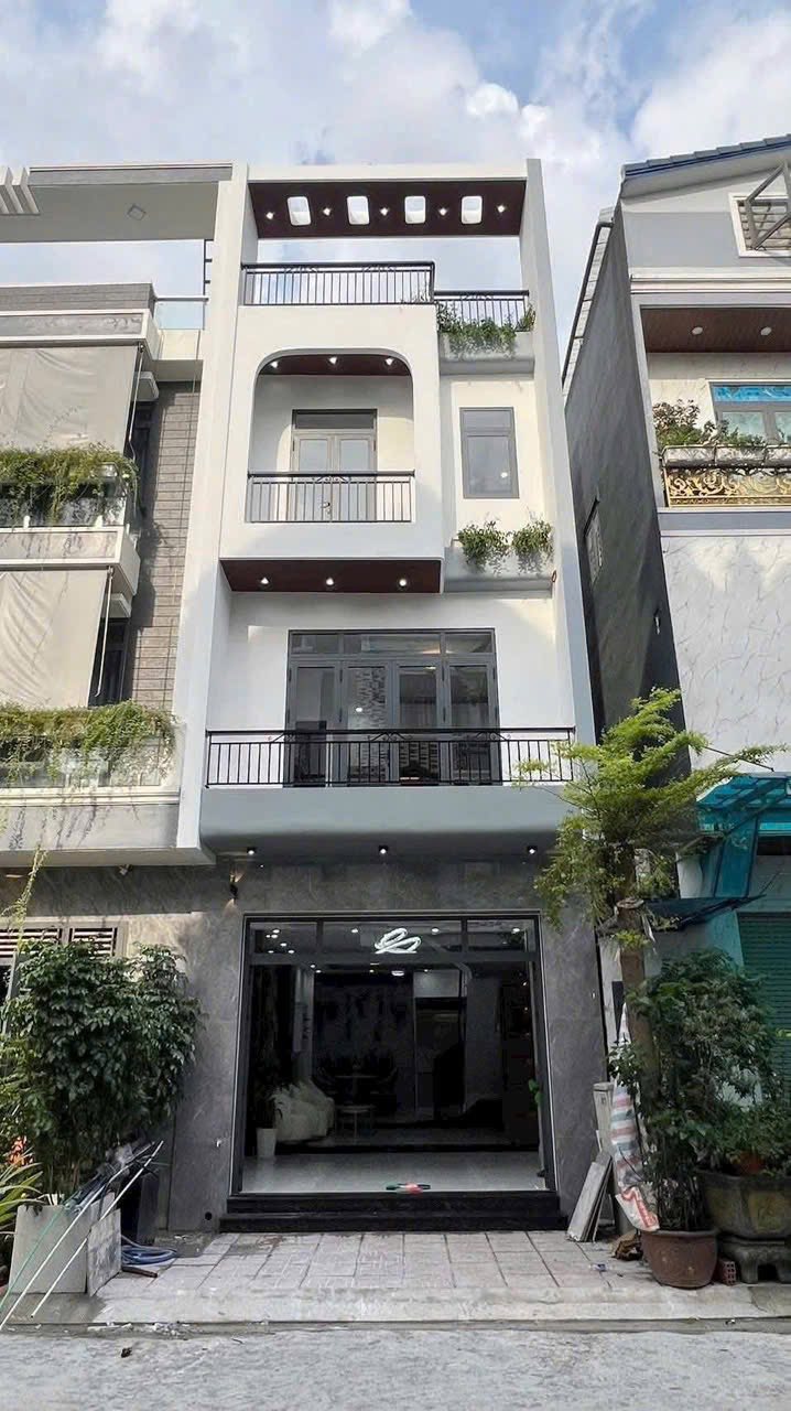 Nhà phố Bình Chuẩn 63m² giá 5.2 tỷ - Hoàn công, đầy đủ nội thất!