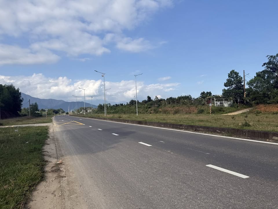 Đất Farm Hòa Ninh Đà Nẵng 8020m² giá 2.3 tỷ - Cơ hội đầu tư sinh lời!