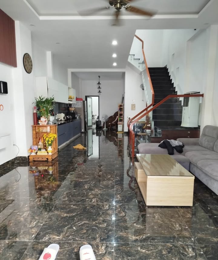 Nhà 3 tầng đường Chơn Tâm 5, quận Liên Chiểu, 117m² - Vị trí đắc địa gần biển!