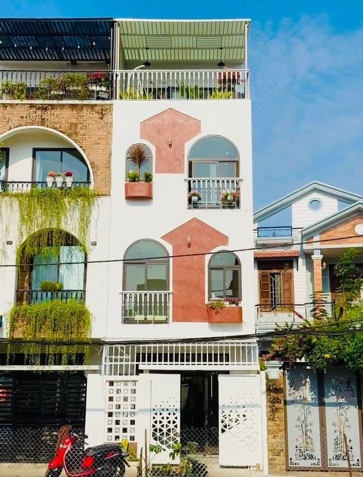 Homestay 4 tầng đường Hải Phòng, Đà Nẵng 58m² giá 5.95 tỷ - Đối diện Ga Hải Phòng!