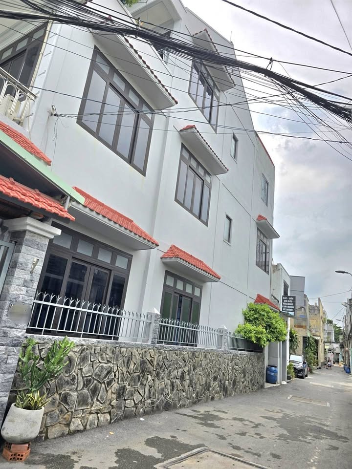 Nhà phố Thủ Đức 112m² giá 5 tỷ - Kết nối nhanh QL1A