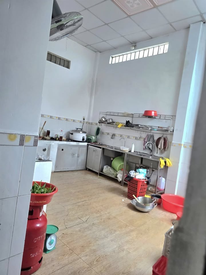 Đất mặt tiền Hoàng Hữu Nam, Tân Phú, 134m² giá 11 tỷ - Cơ hội đầu tư hiếm có!