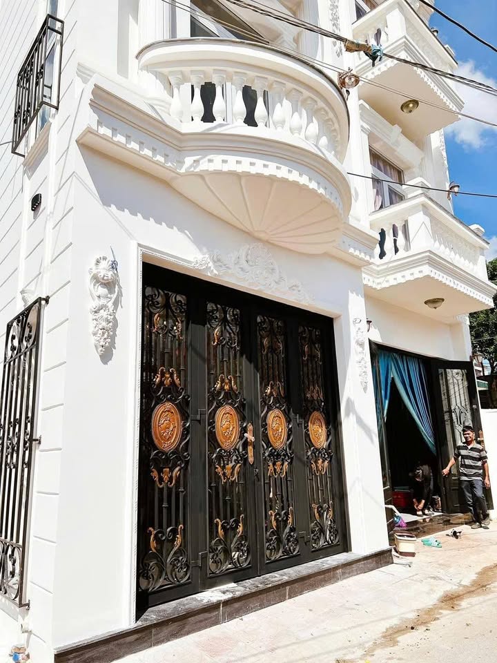 Nhà phố 2 mặt tiền Trần Văn Phụ, Tân Lợi, 74m² giá 5.85 tỷ - Sổ đỏ chính chủ!