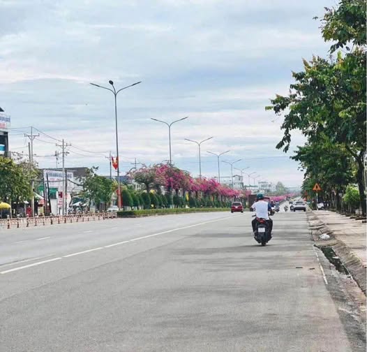 Đất thổ cư 500m² Quốc lộ 14, Đồng Xoài - Mặt tiền kinh doanh đắc địa chỉ 2 tỷ!