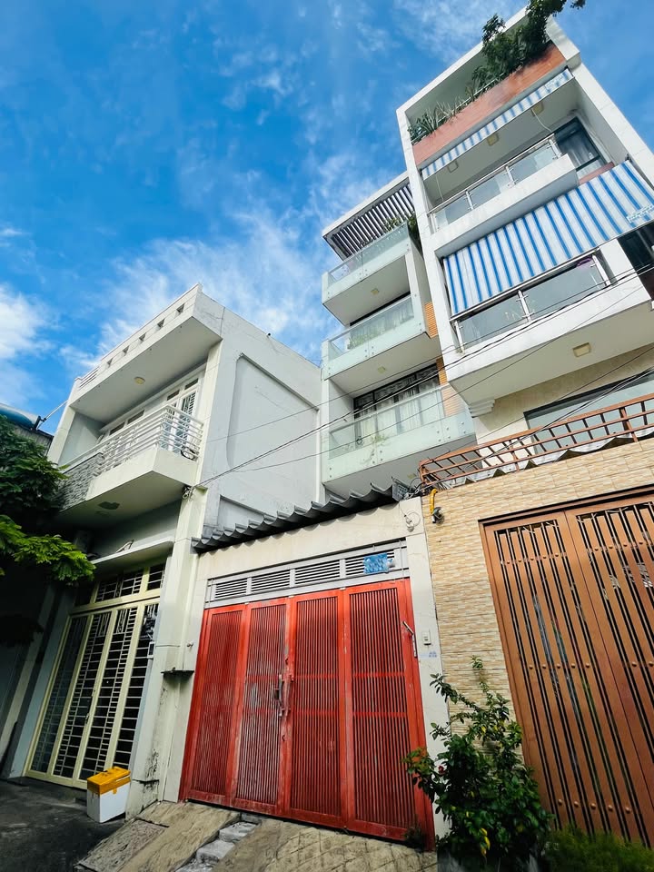 Nhà phố KDC Nam Long, Quận 7 98m² giá 12 tỷ - Vị trí đắc địa, thanh khoản cao!