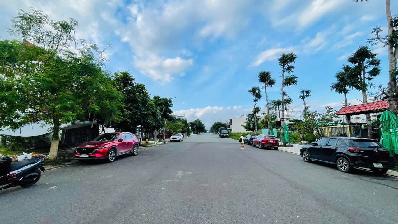 Bán đất Mỹ Gia Nha Trang 100m² giá 6.85 tỷ - Mặt tiền đường chính rộng 27m