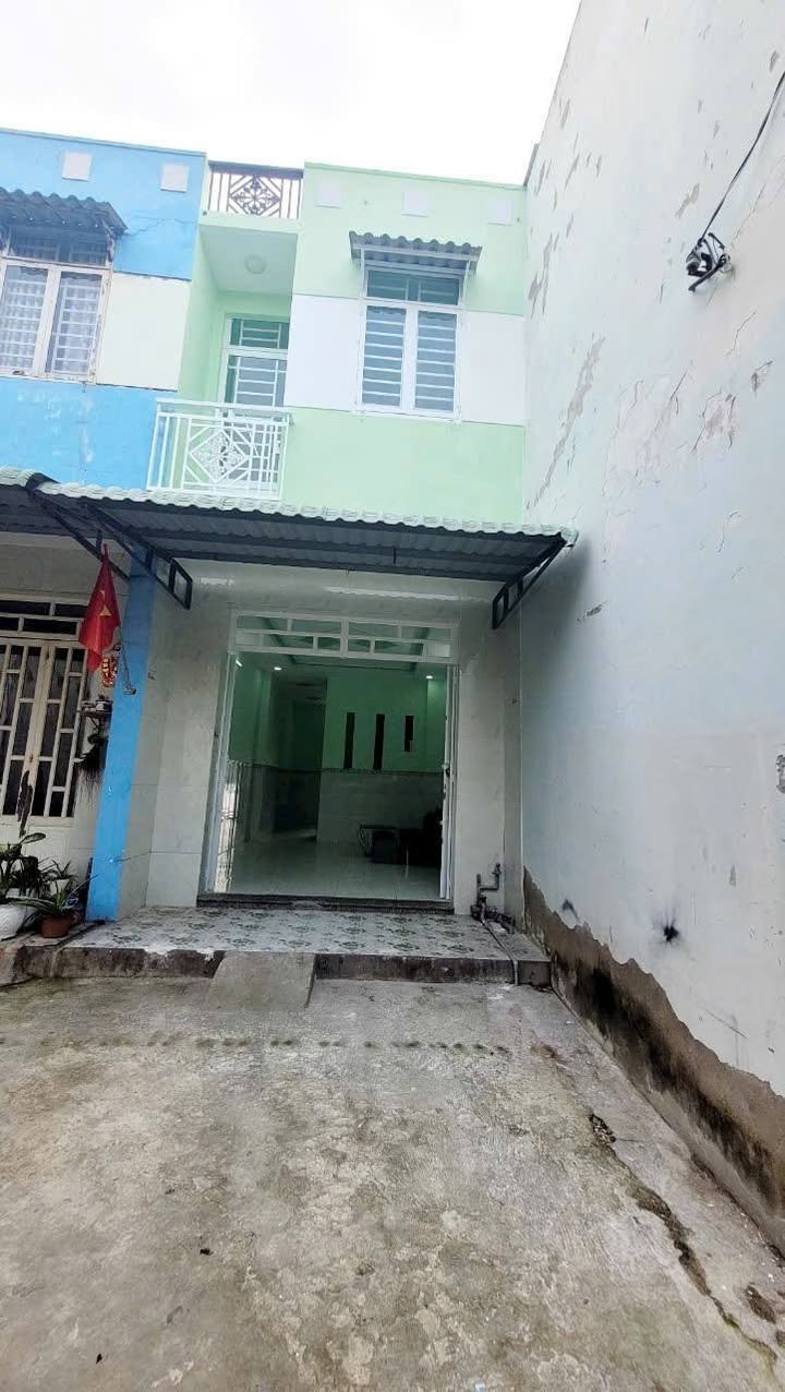 Nhà phố Tân Kim, Cần Giuộc 56m² giá 850 triệu - Sổ hồng chính chủ, thương lượng ngay!