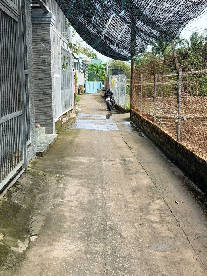 Nhà phố Ấp Long Hưng, Long Thượng 110m² giá 2.05 tỷ - Chính chủ bán gấp!