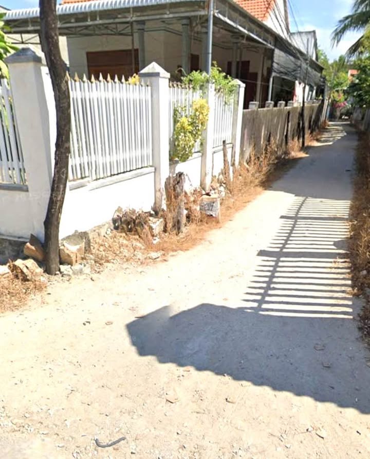 Đất nền Xuân Tự, Vạn Ninh 200m² giá 2 tỷ - Sổ hồng chính chủ, đầu tư lý tưởng!