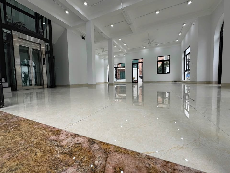 Nhà phố Đại Mỗ, Nam Từ Liêm 205m² giá 50 tỷ - Đầu tư sinh lời ngay!