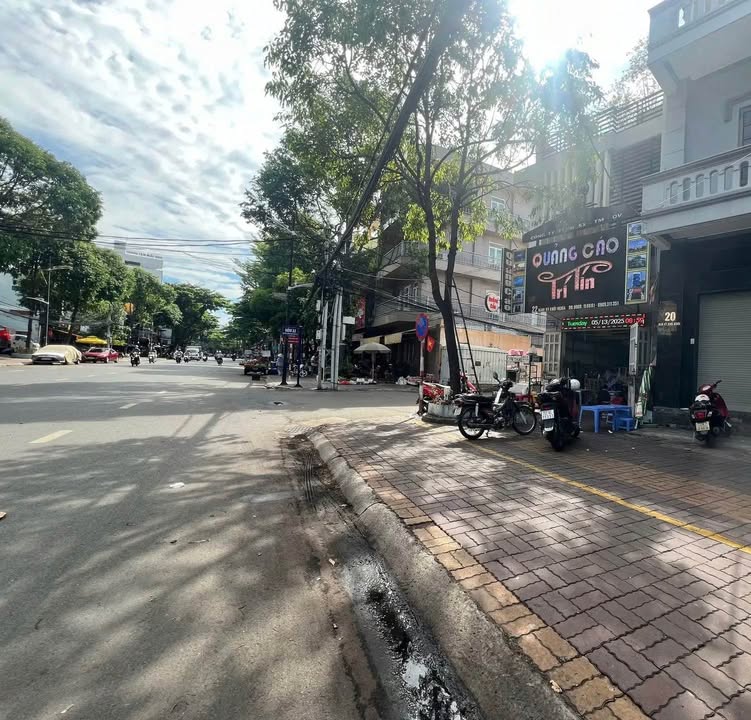 Nhà mặt tiền Nam Kỳ Khởi Nghĩa - 90m² giá 30 triệu - Cơ hội kinh doanh tuyệt vời!