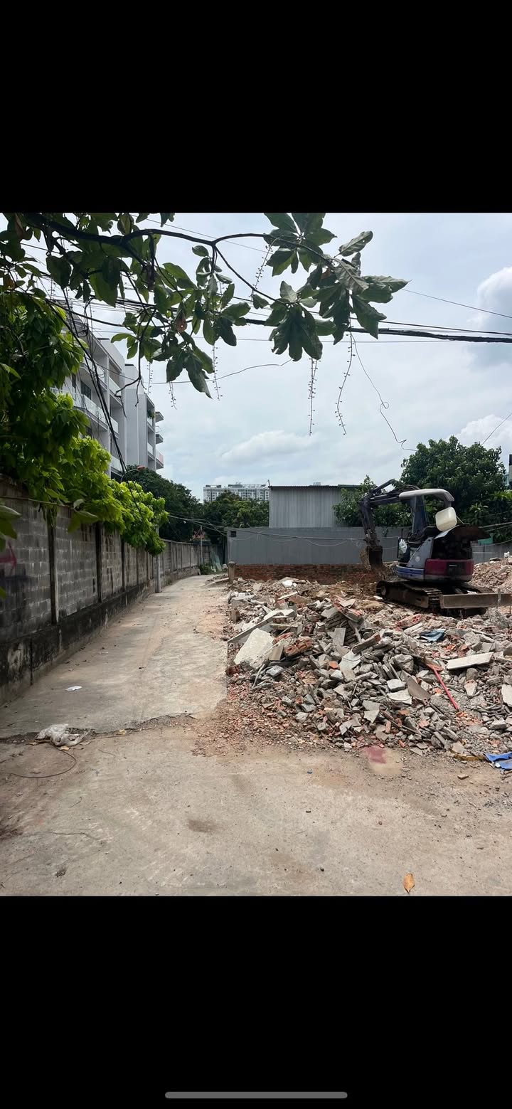 Đất thổ cư Thủ Đức 1200m² giá 90 tỷ - Cơ hội đầu tư hấp dẫn!