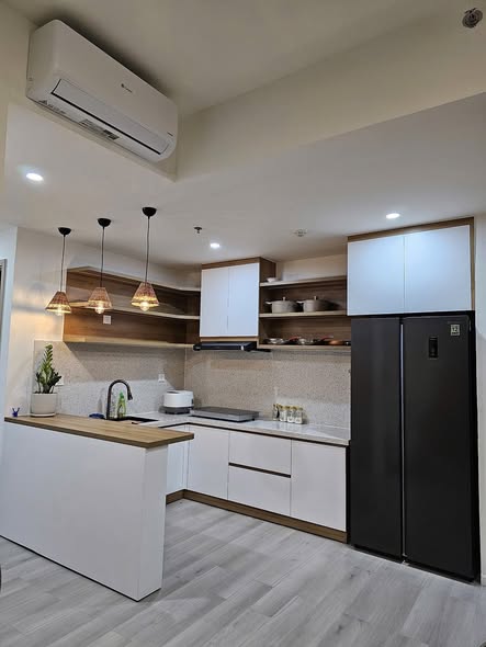 Căn hộ Lumiere Boulevard Quận 9 70m² giá 10 triệu - Full nội thất đẹp, View hồ bơi!