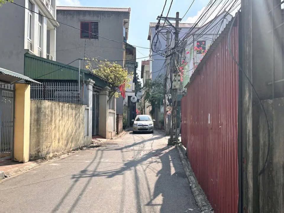 Nhà riêng Đa Tốn Gia Lâm 75m² giá 4.8 tỷ - Ô tô vào đất, dân cư đông đúc