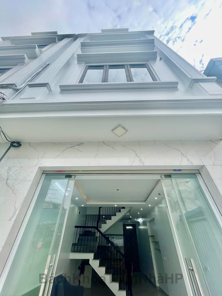 Nhà phố Chợ Hàng Lê Chân 47m² giá 3 tỷ - Chính chủ bán gấp!