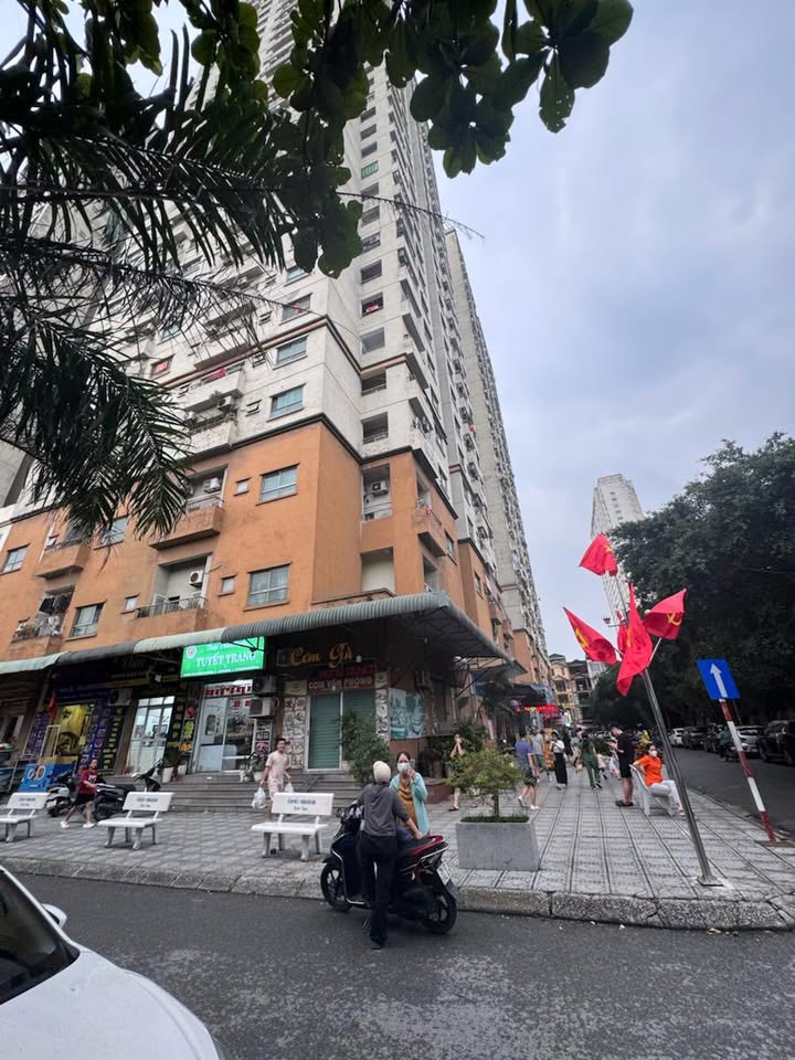 Chung cư Bemes CT6B Kiến Hưng 65m² giá 4.5 tỷ - Thiết kế hiện đại, sẵn sàng vào ở!