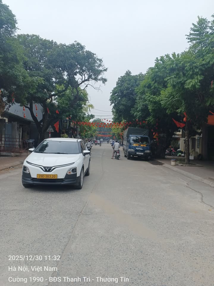 Nhà mặt phố Hồng Vân Thường Tín 100m² giá chỉ 2 tỷ - Sổ đỏ chính chủ!