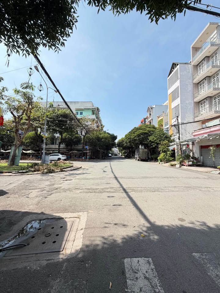 Nhà 5 tầng mặt tiền Tân Thành, 160m² giá 23 tỷ - Cơ hội đầu tư tuyệt vời!