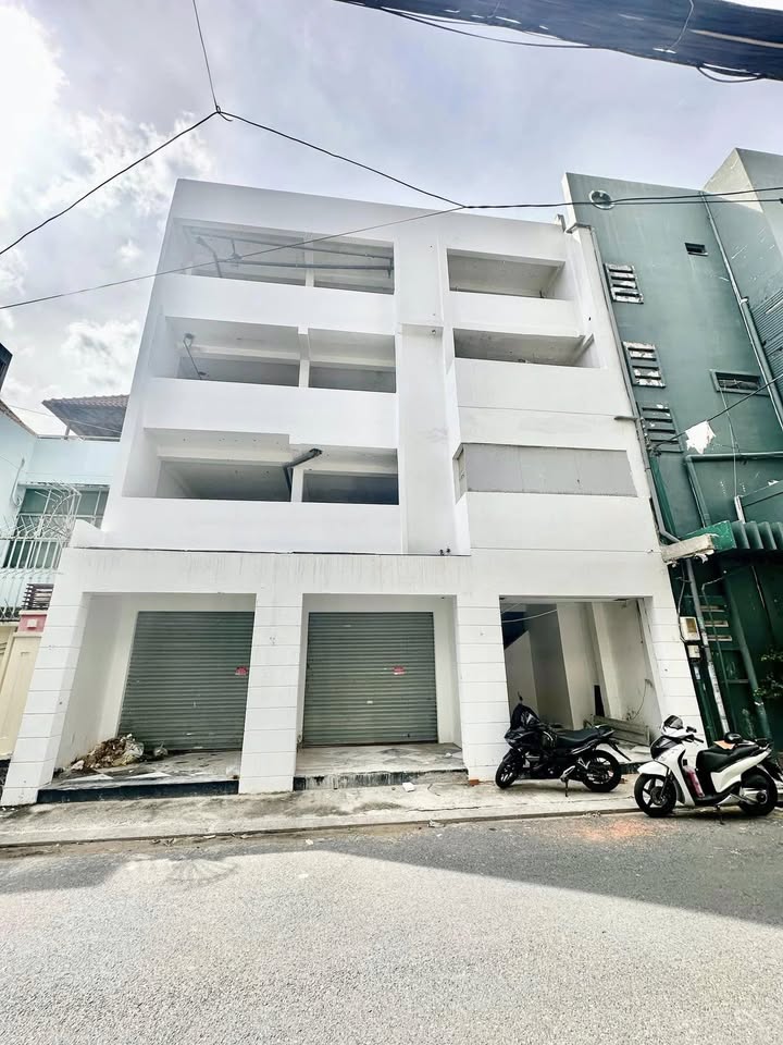 Cho thuê nhà HXH Sư Vạn Hạnh Quận 10 154m² giá 100 triệu - Vị trí đắc địa cho kinh doanh!