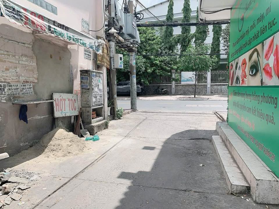 Nhà mới Võ Trứ, Q8, 24m² giá 4 tỷ - Sổ Hồng riêng, tiện ích đầy đủ!