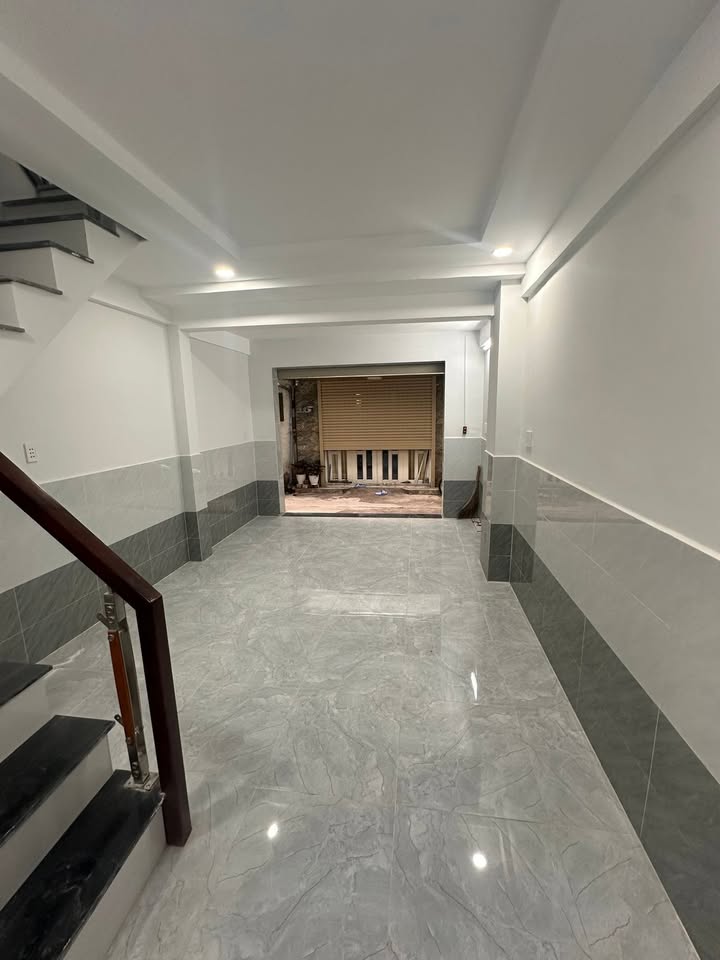 Nhà bán Tân Quy, quận 7, 24m² giá 2.75 tỷ - Chính chủ sổ hồng rõ ràng!