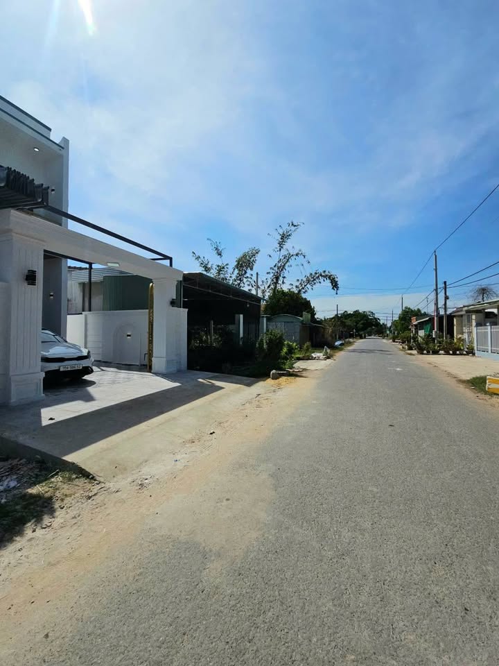 Nhà phố Ninh Thạnh Tây Ninh 138m² giá 2.7 tỷ - Thiết kế hiện đại, sẵn sàng đón Tết!